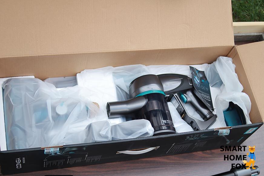 aspirateur balai cecotec conga rockstar accessoires